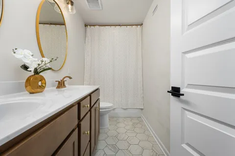 $584,000 | 523 Kemp Drive, Hermitage, TN 37076