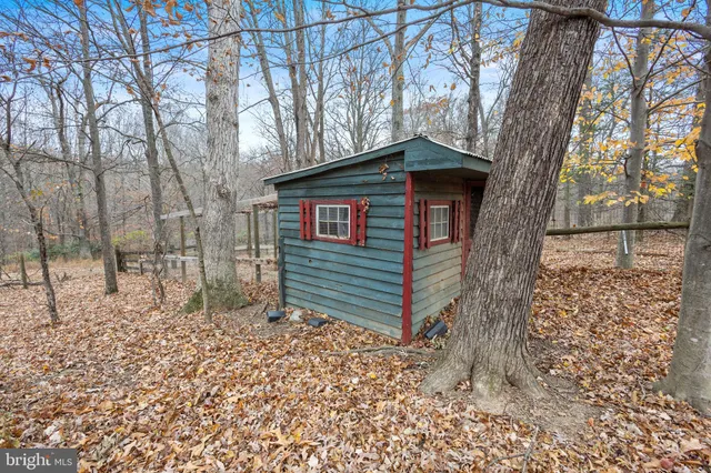a view of deck with patio