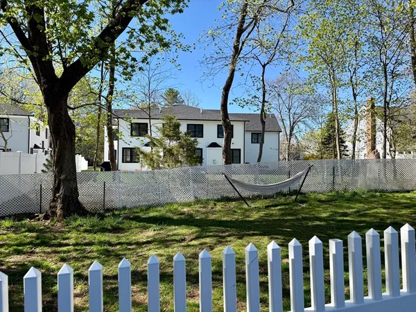 $2,800 | 21 1/2 Union Street, Natick, MA 01760