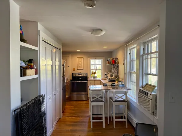 $2,800 | 21 1/2 Union Street, Natick, MA 01760