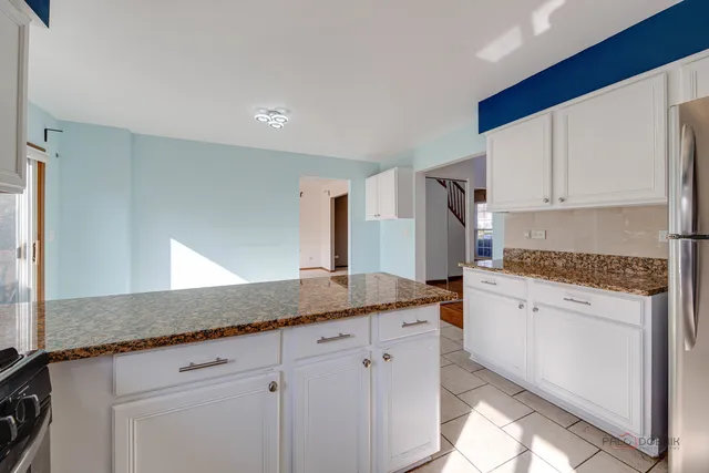 $599,900 | 2736 Bluewater Circle, Naperville, IL 60564