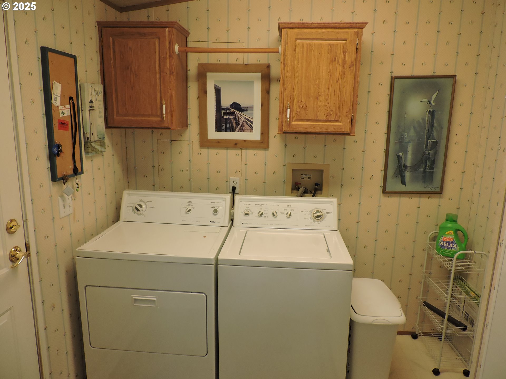 4403 Wagon Wheel Circle Forest Grove, OR 97116 - Photo 7 of 15 a utility room with dryer and washer