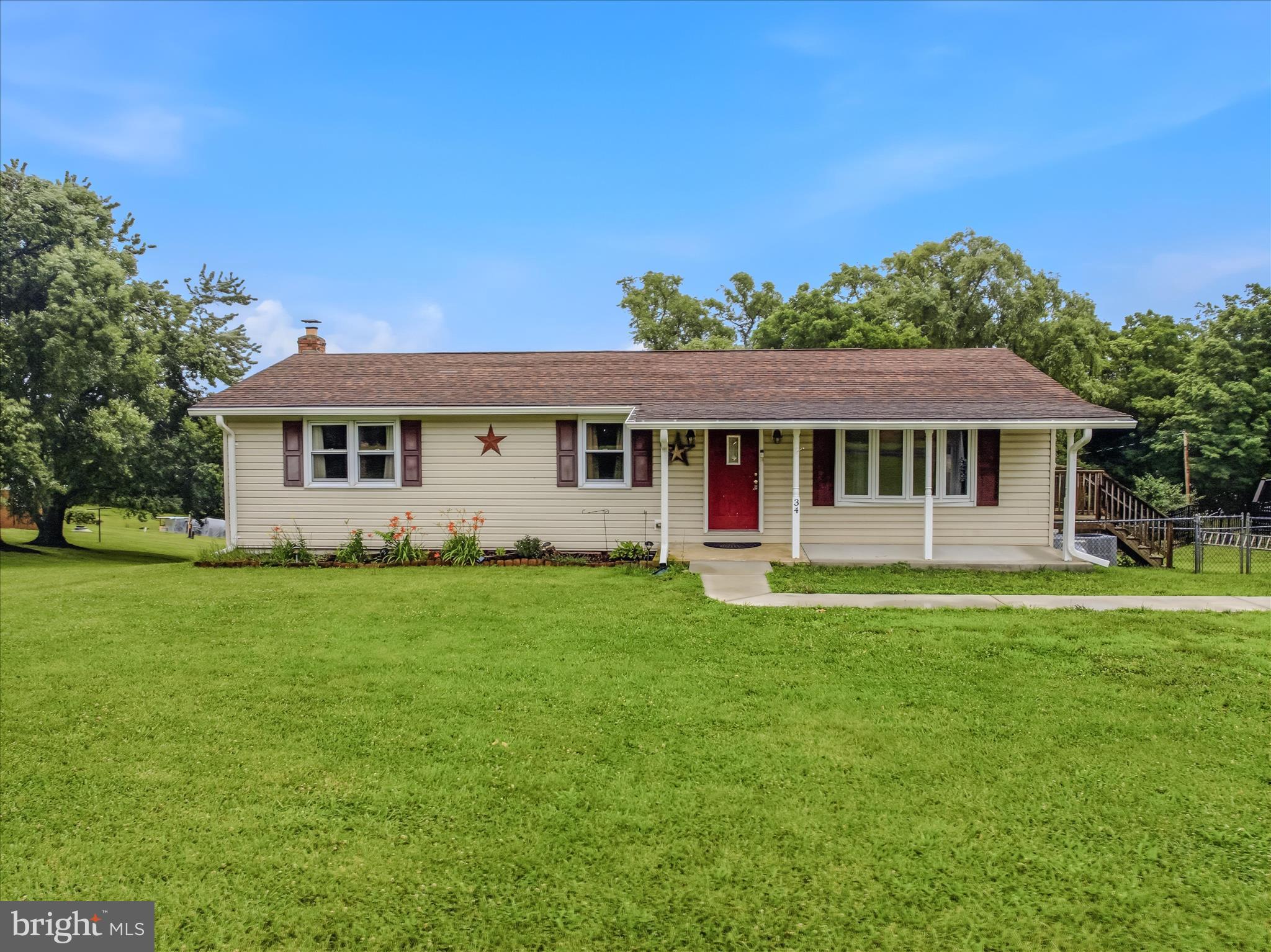 34 Morgan Lane Berkeley Springs, WV 25411 - Photo 2 of 52 3 bd, 1 1/2 bath + almost new 2 car garage!