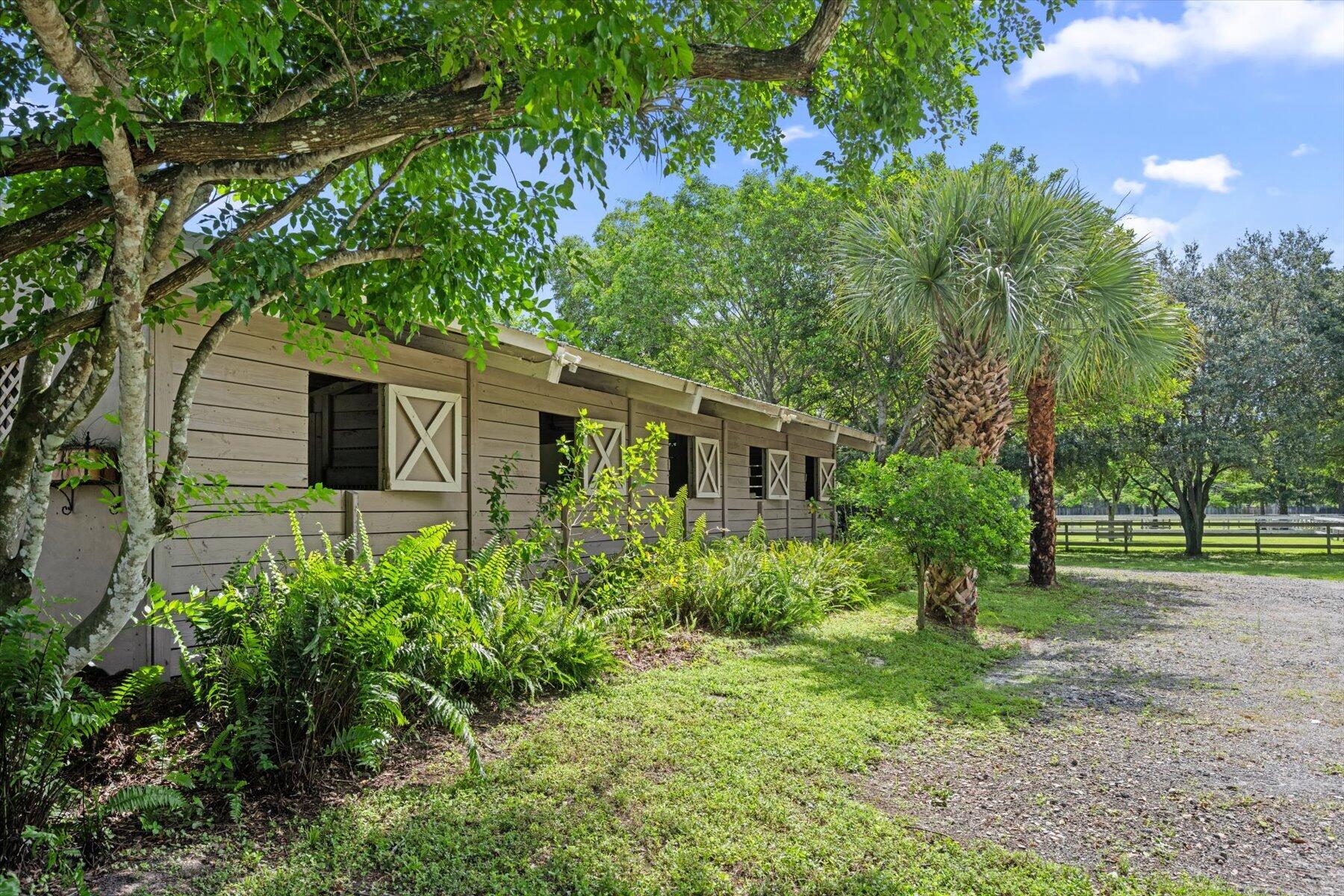 2454-2376 E Road Loxahatchee, FL 33470 - Photo 7 of 51 055-DSC_5595