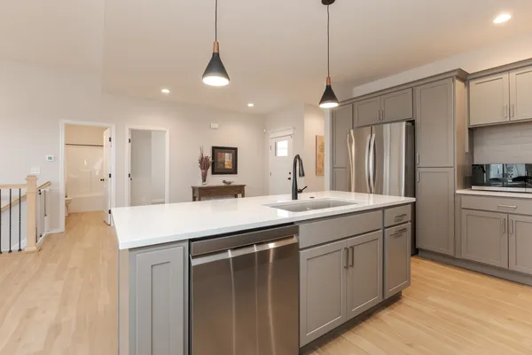 $409,900 | 1906 Dunraven Road, Bloomington, IL 61704