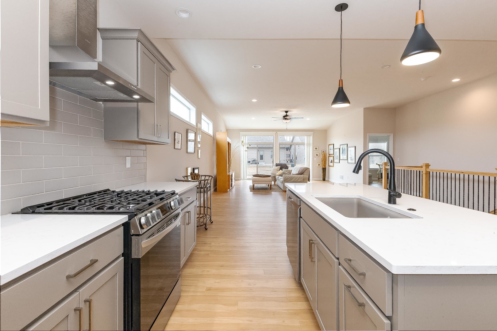 1906 Dunraven Road Bloomington, IL 61704 - Photo 10 of 35