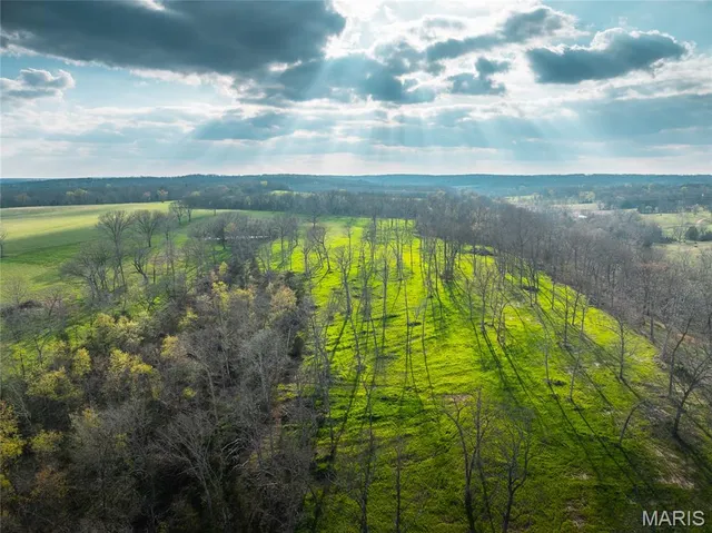 $916,000 | 00 County Road 213, Vienna, MO 65582