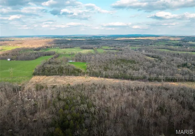 $916,000 | 00 County Road 213, Vienna, MO 65582