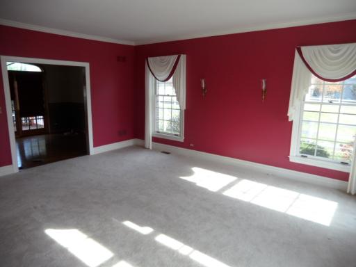 5N585 Dunham Trails Road Wayne, IL 60184 - Photo 6 of 9 a view of an empty room with a window