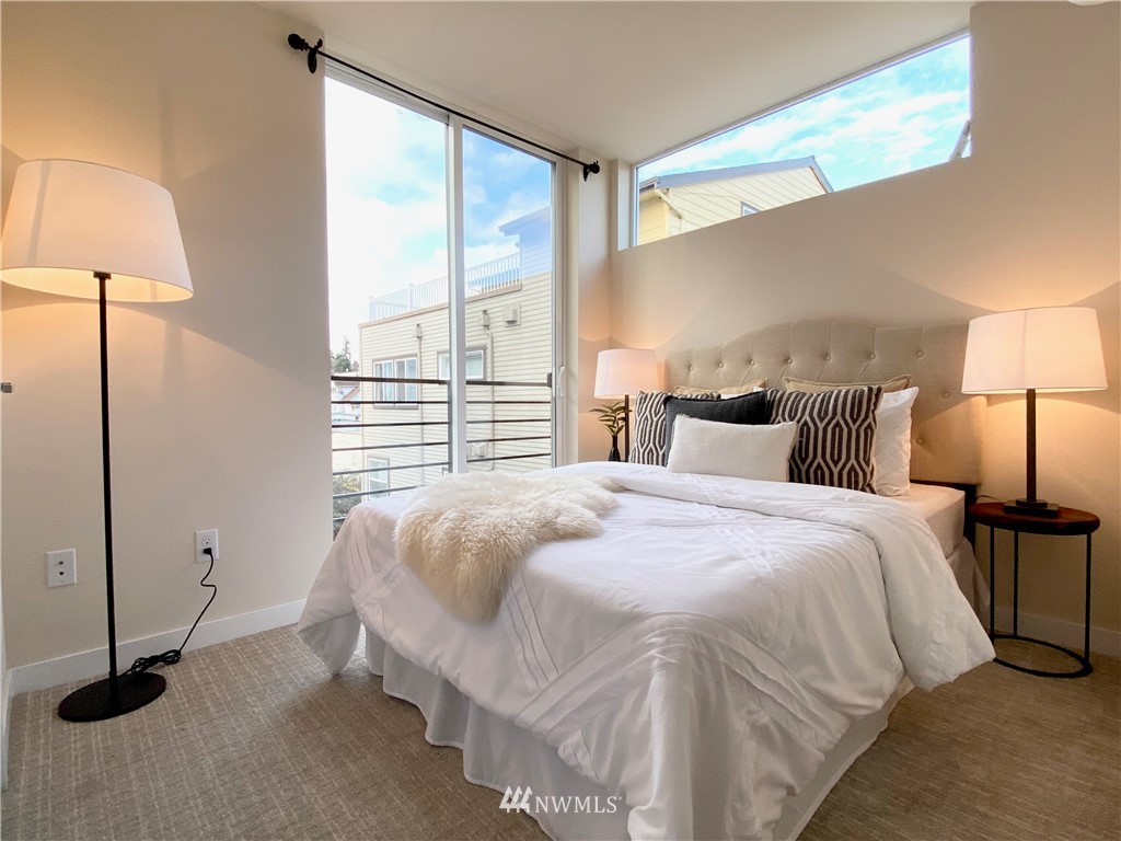 8841 Midvale Avenue North, Unit B Seattle, WA 98103 - Photo 7 of 18 Gallery Image 7