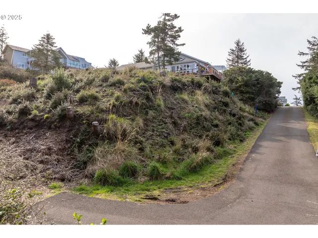 $165,000 | Pinewood, Oceanside, OR 97141