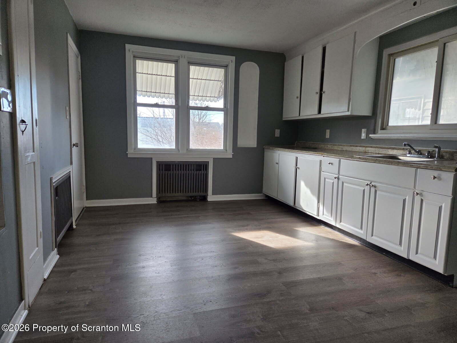 434 Hickory Street, Unit 2 Scranton, PA 18505 - Photo 5 of 17 Kitchen