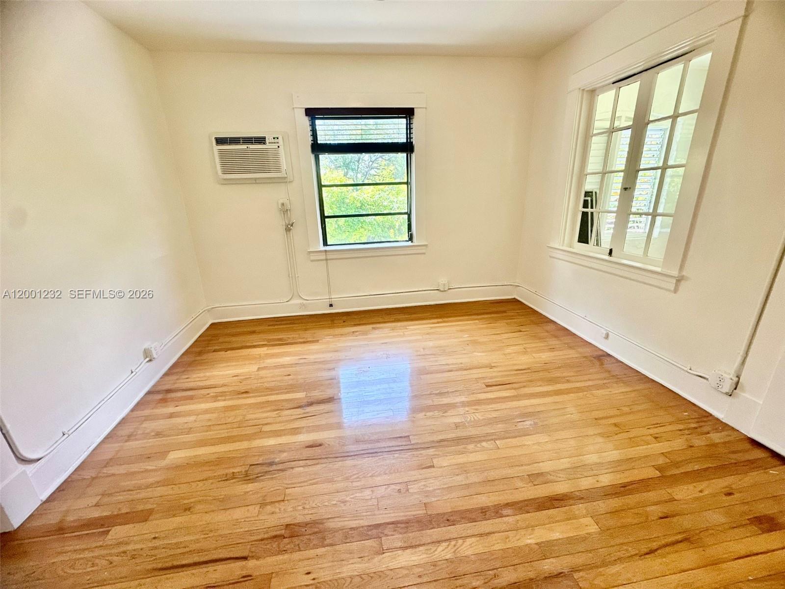 3712 Anderson Road, Unit 3 Coral Gables, FL 33134 - Photo 9 of 19