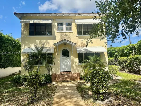 $2,000 | 3712 Anderson Road, Unit 3, Coral Gables, FL 33134