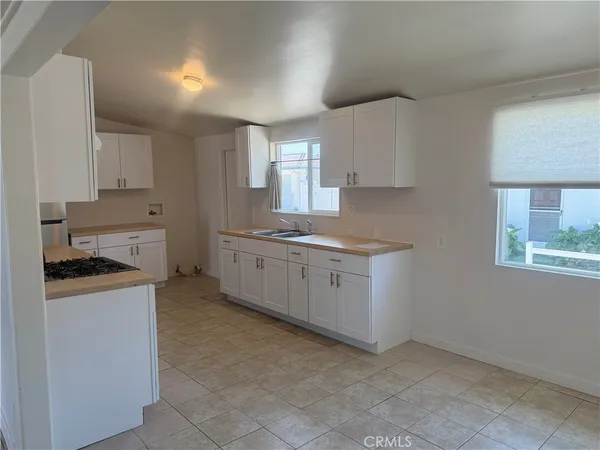 $3,400 | 2212 Placentia Avenue, Unit A, Costa Mesa, CA 92627