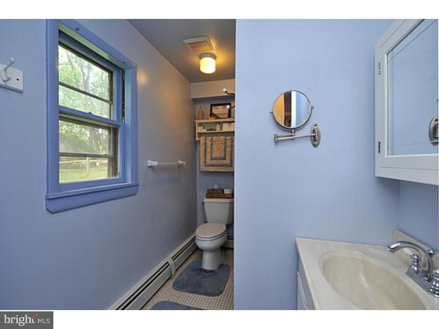 288 Walter Road Chalfont, PA 18914 - Photo 6 of 23 Gallery Image 6