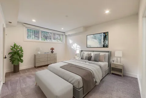 $784,000 | 1445 North Rockwell Street, Unit 1, Chicago, IL 60622