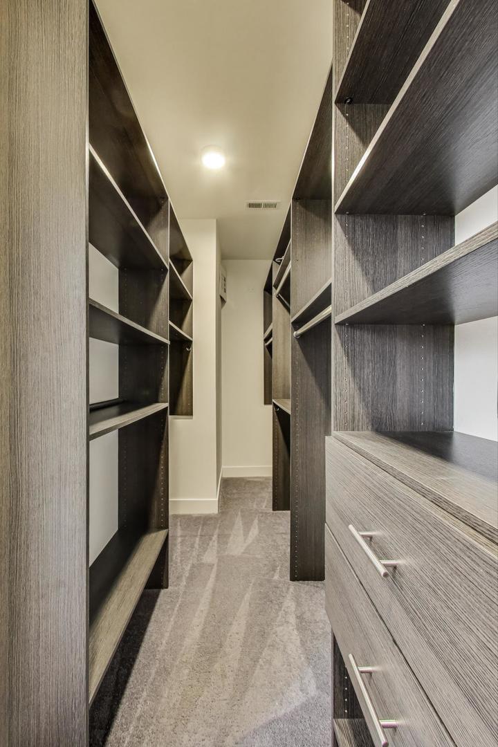 1445 North Rockwell Street, Unit 1 Chicago, IL 60622 - Photo 16 of 31