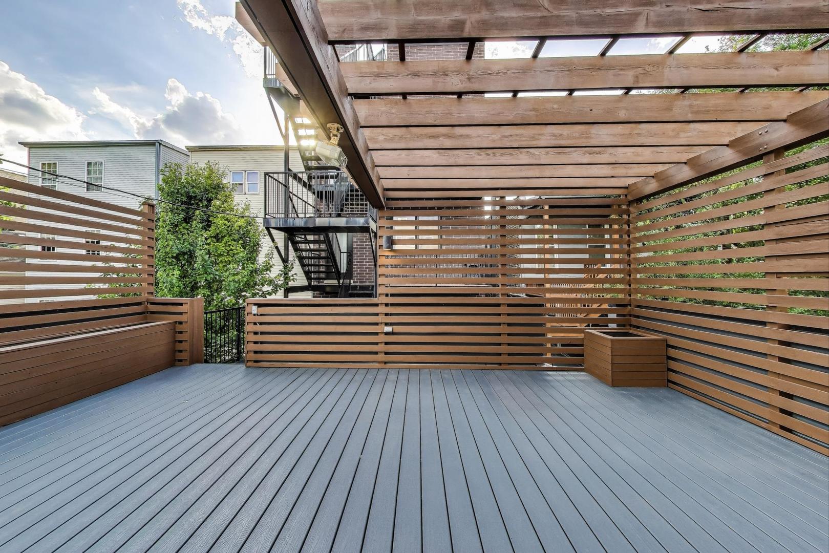 1445 North Rockwell Street, Unit 1 Chicago, IL 60622 - Photo 29 of 31