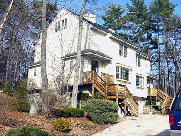 79 A Robinson Road, Unit 79 Hudson, NH 03051 - Photo 1 of 9