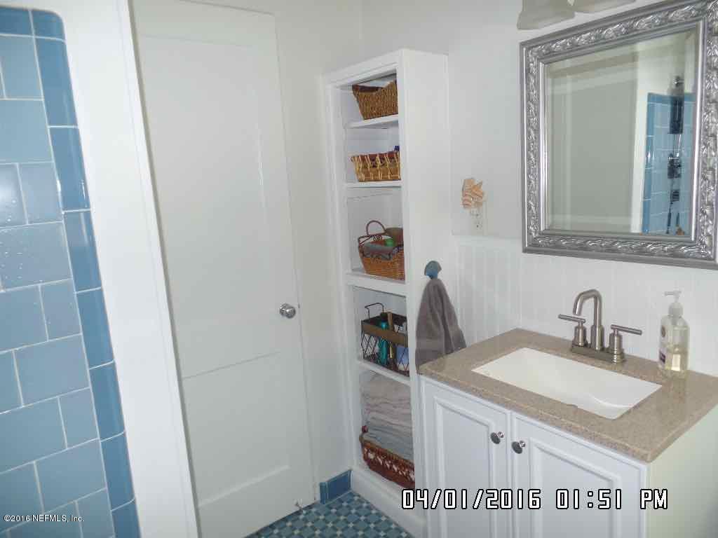 5656 Graywood Road Jacksonville, FL 32207 - Photo 22 of 39 Bath