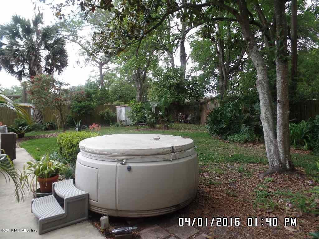 5656 Graywood Road Jacksonville, FL 32207 - Photo 26 of 39 Hot Tub - Hot Springs