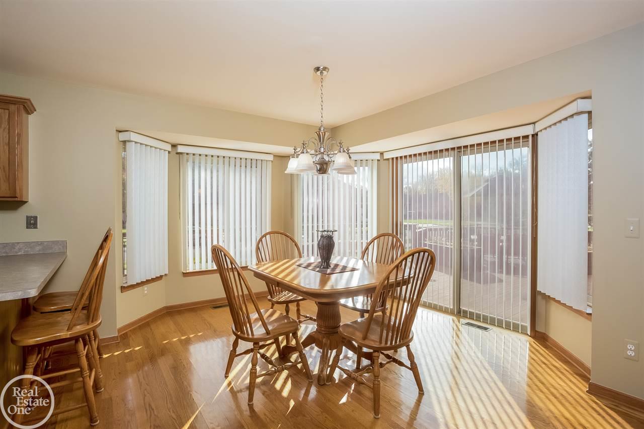 28316 Charleen Road New Baltimore, MI 48047 - Photo 8 of 48 31334923-7.JPG