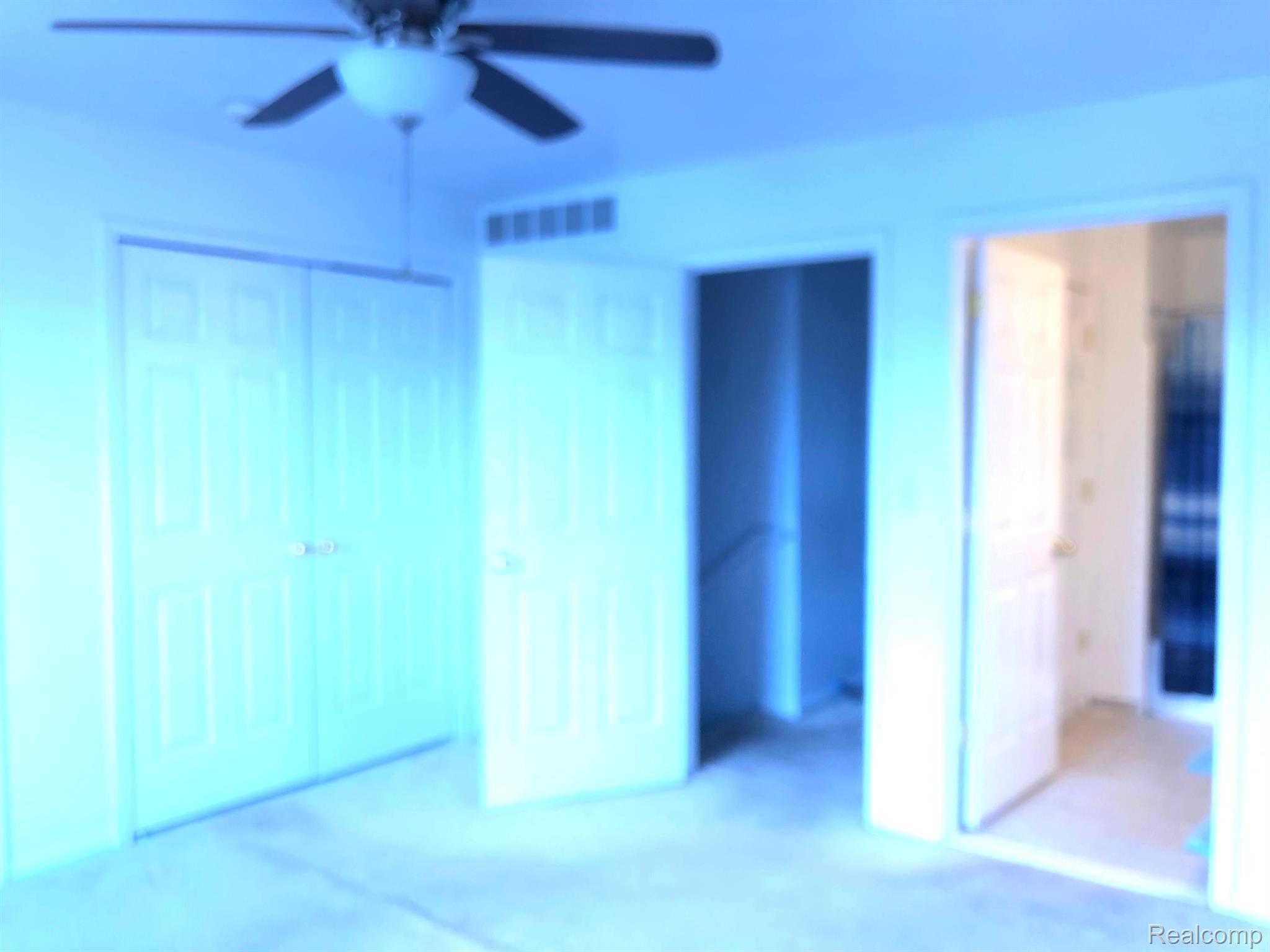 462 Salliotte Road, Unit 3 Ecorse, MI 48229 - Photo 10 of 17 Bedroom has access to full bath