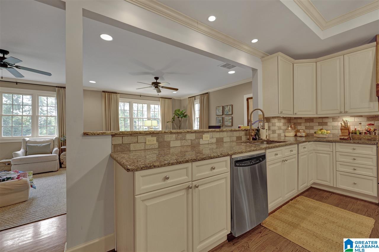 1829 Shades Crest Road Birmingham, AL 35216 - Photo 14 of 50