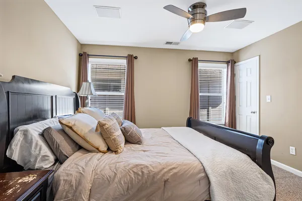 $375,000 | 1254 Isle Pointe Drive, Memphis, TN 38103