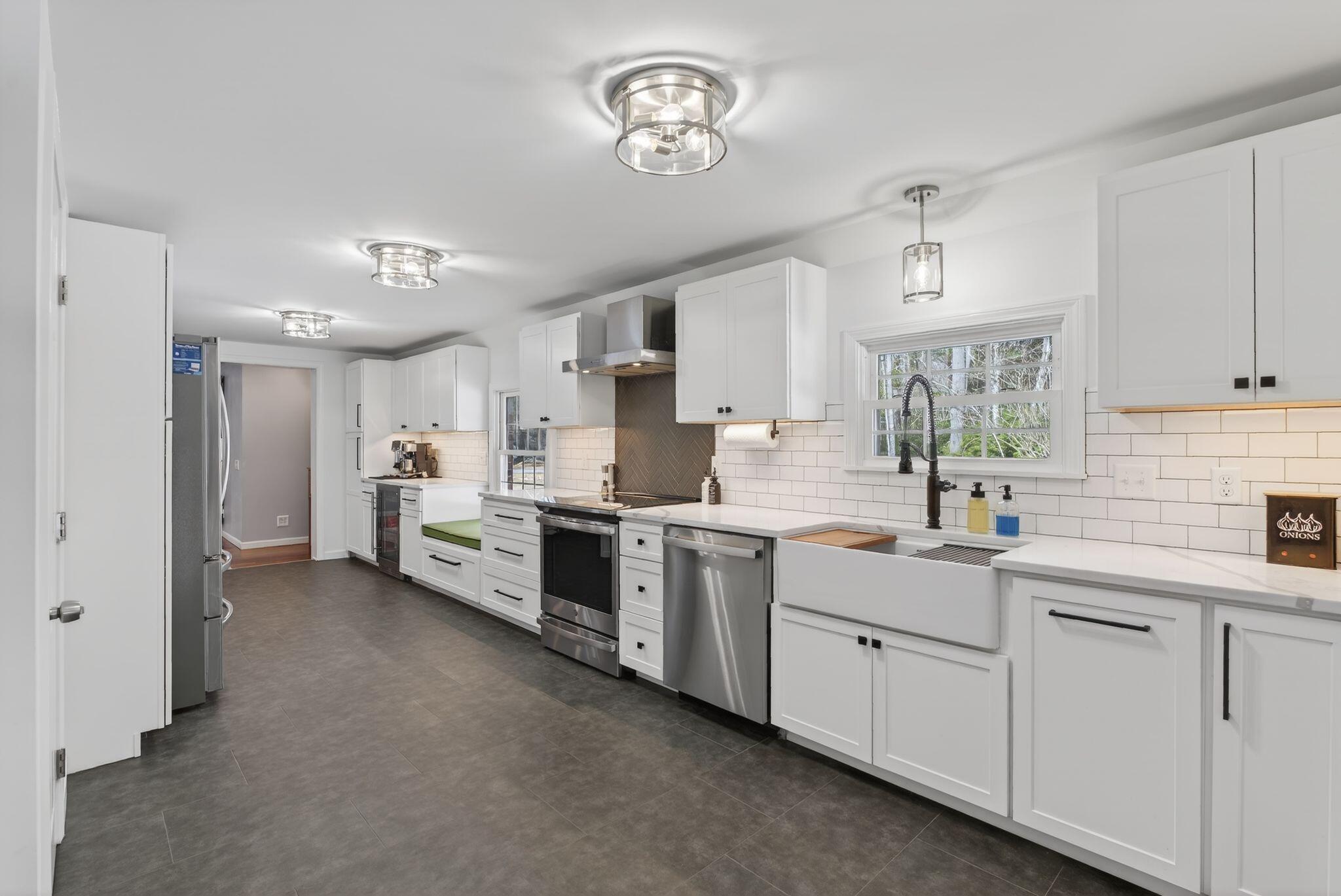 24 Solomon Drive Gorham, ME 04038 - Photo 10 of 48 42_DSC05872
