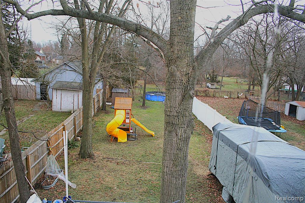 635 Laplaisance Road Monroe, MI 48161 - Photo 17 of 23