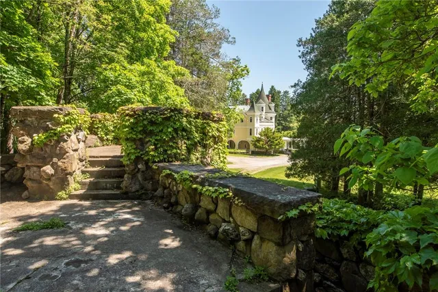 $65,000,000 | 45 Hitchcock Lane, Millbrook, NY 12545