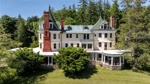 $65,000,000 | 45 Hitchcock Lane, Millbrook, NY 12545
