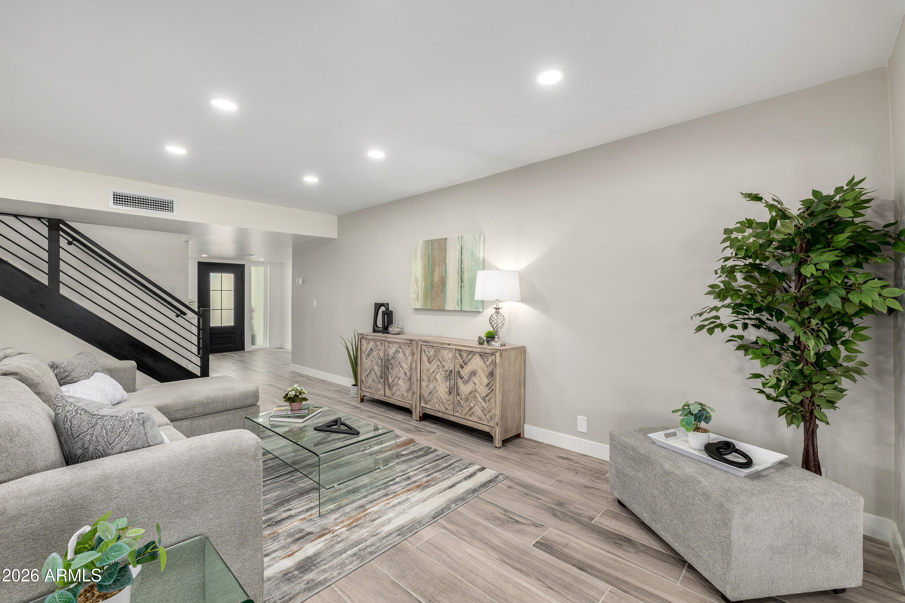 6 East Piping Rock Road Phoenix, AZ 85022 - Photo 20 of 82 P - 20