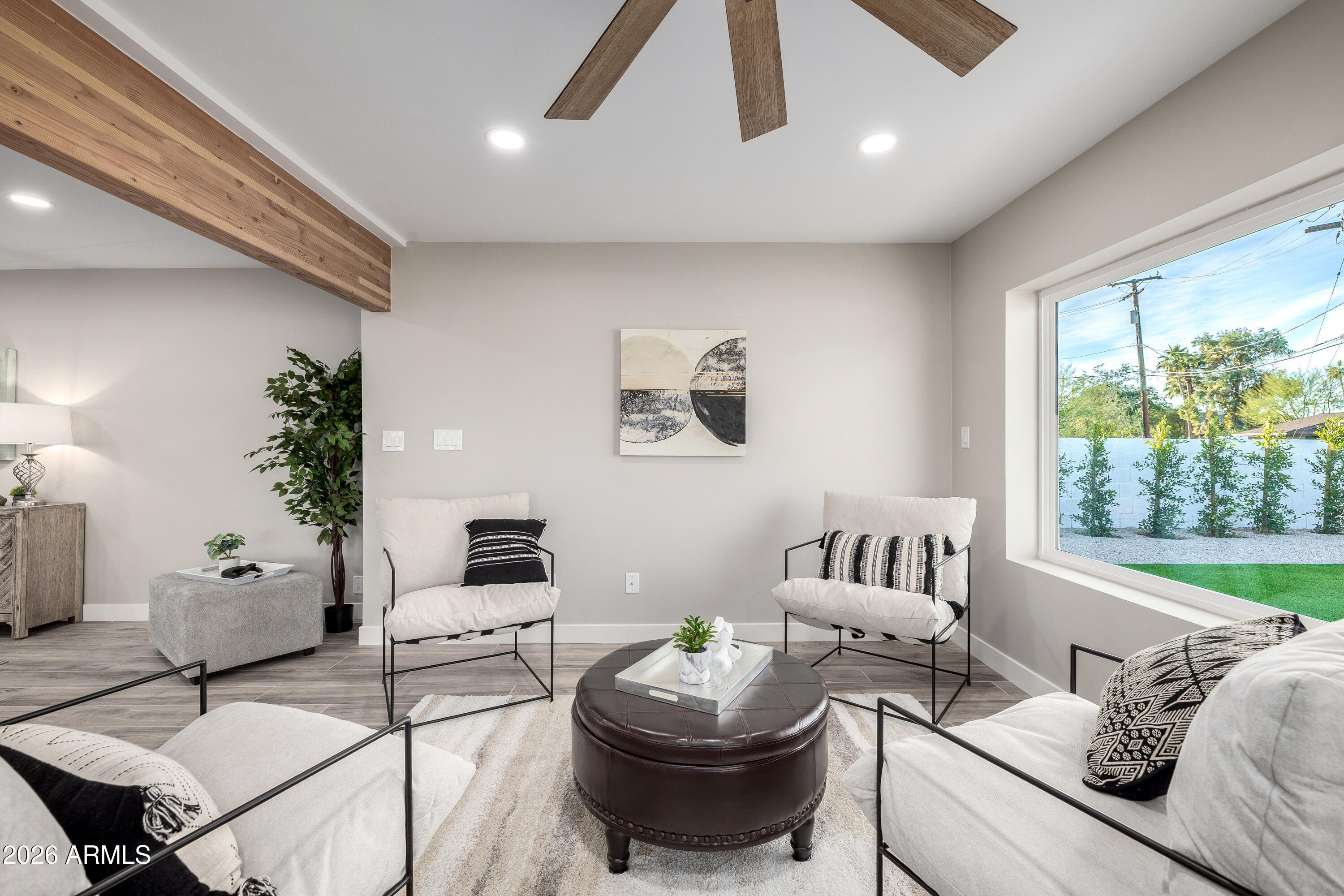 6 East Piping Rock Road Phoenix, AZ 85022 - Photo 22 of 82 P - 22