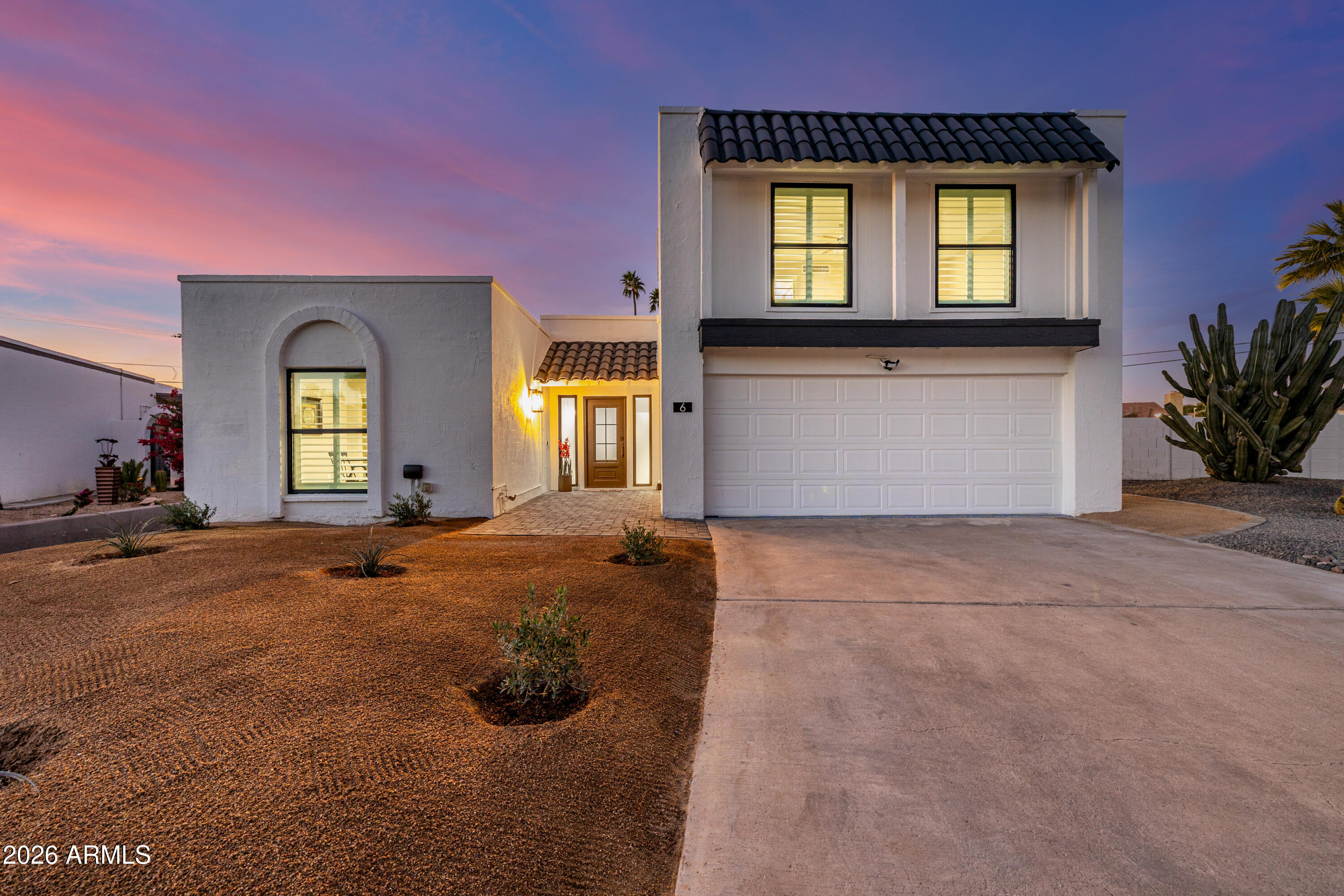 6 East Piping Rock Road Phoenix, AZ 85022 - Photo 3 of 82 P - 3