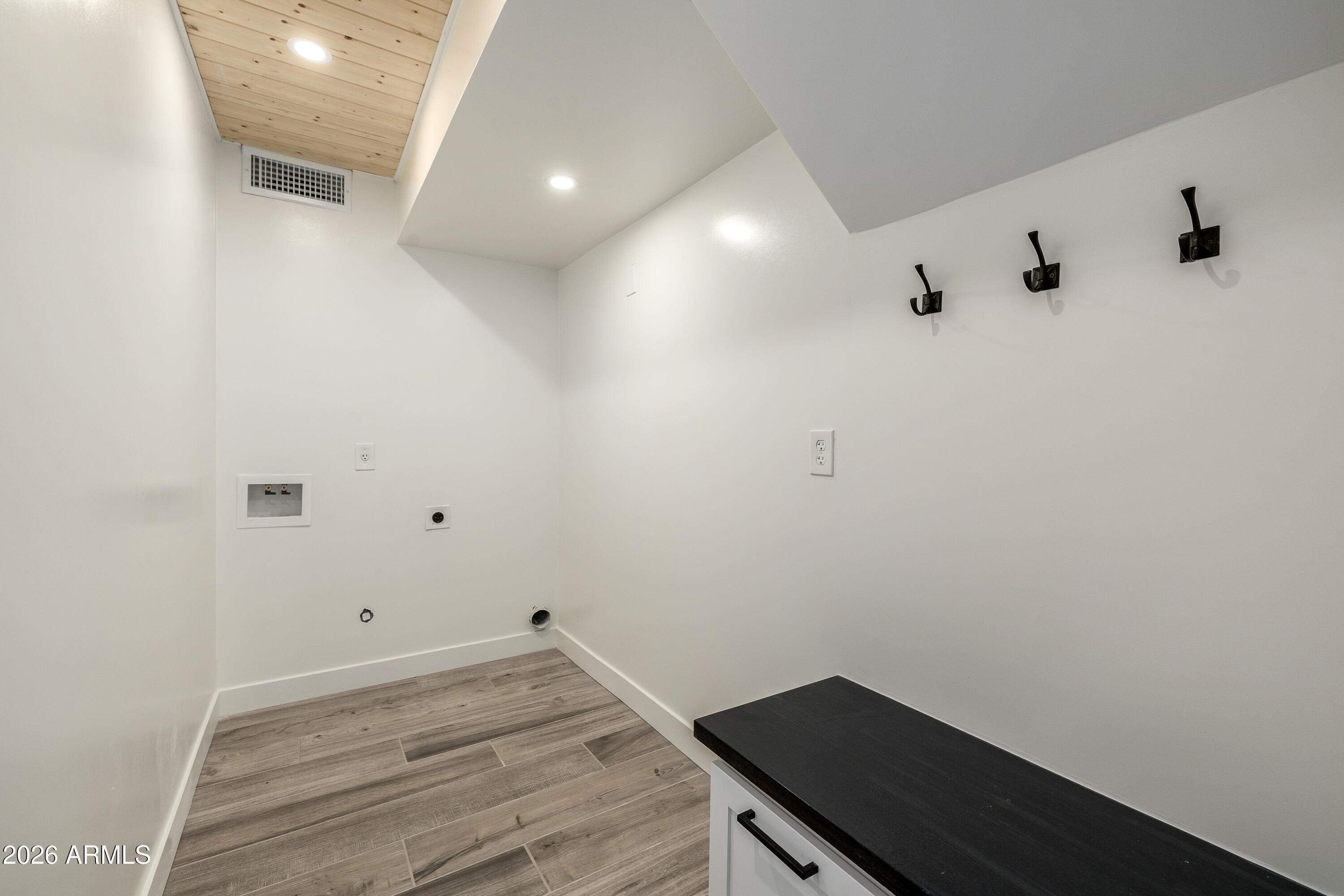 6 East Piping Rock Road Phoenix, AZ 85022 - Photo 39 of 82 P - 40