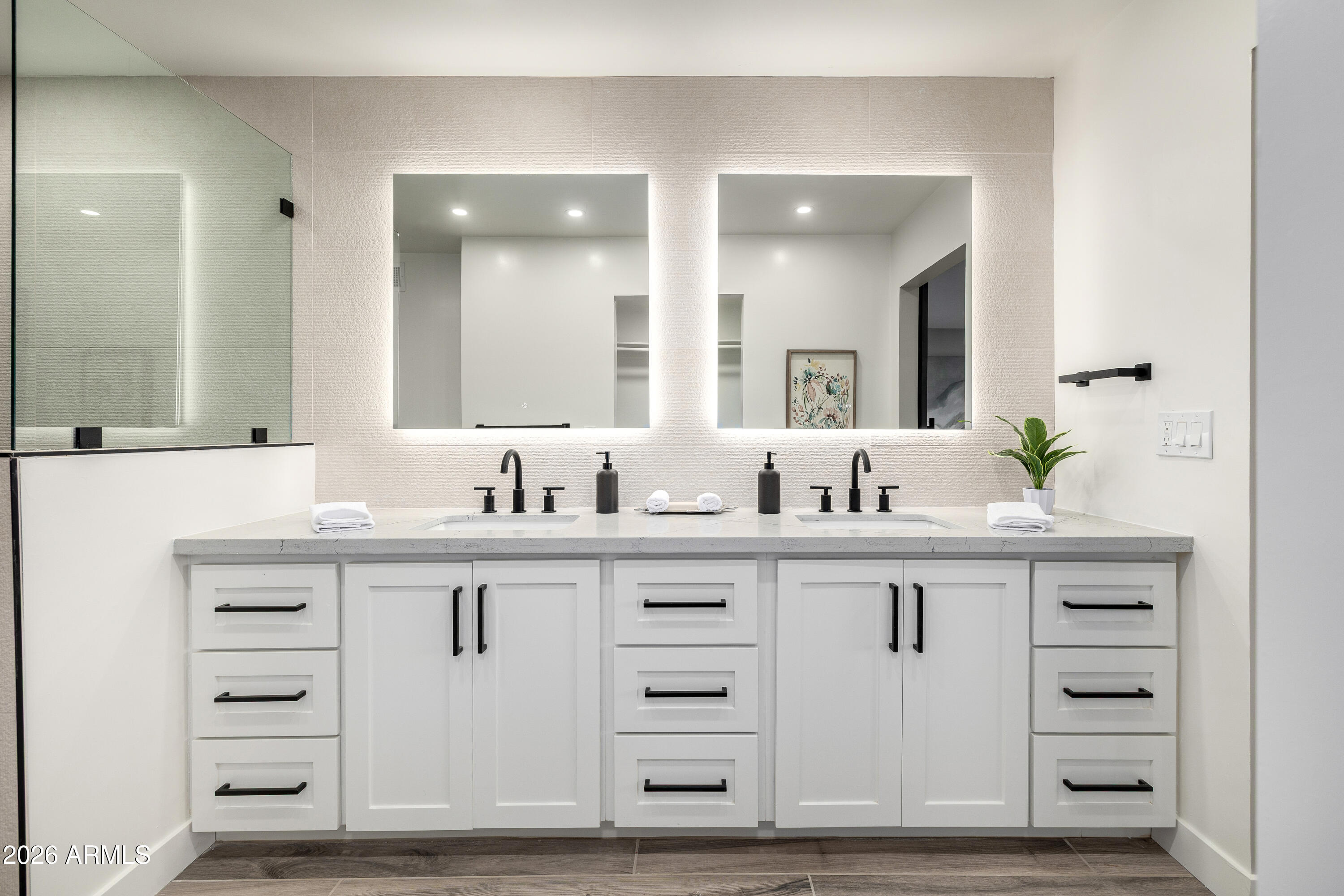 6 East Piping Rock Road Phoenix, AZ 85022 - Photo 48 of 82 P - 48