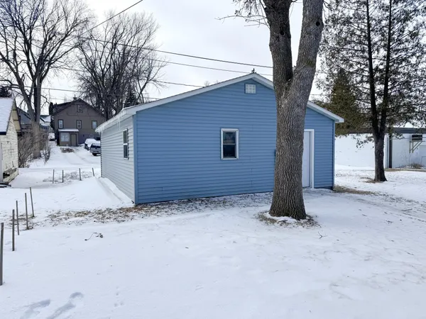 $249,900 | 514 East Hampden Avenue, Fergus Falls, MN 56537
