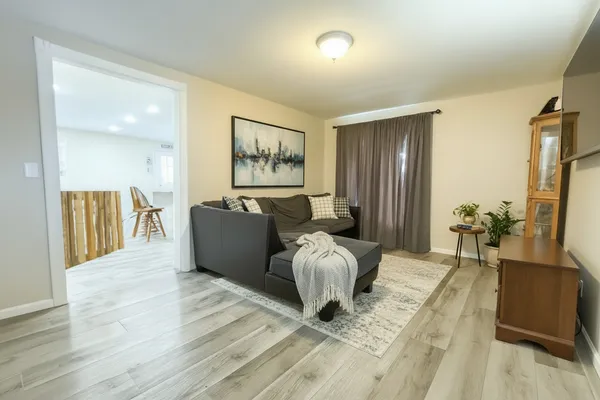 $249,900 | 514 East Hampden Avenue, Fergus Falls, MN 56537