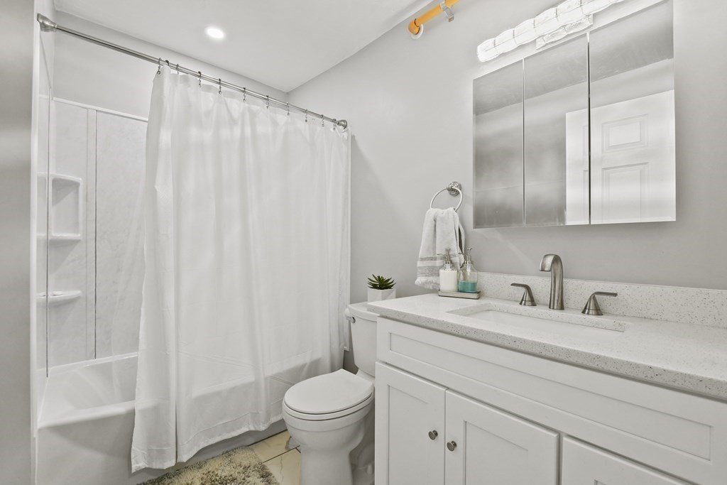 116 Malvern Road Worcester, MA 01610 - Photo 8 of 42 Gallery Image 8