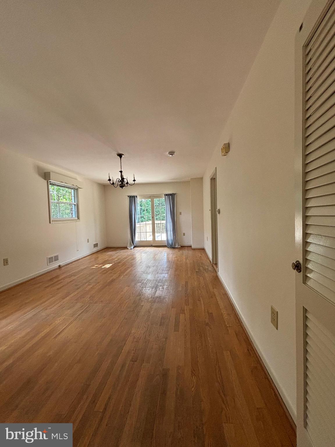 6519 Winnepeg Road Bethesda, MD 20817 - Photo 11 of 38