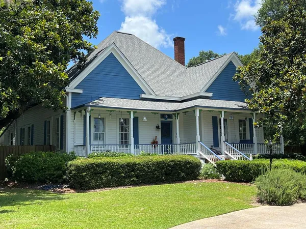 $415,000 | 720 South Main Street, Headland, AL 36345