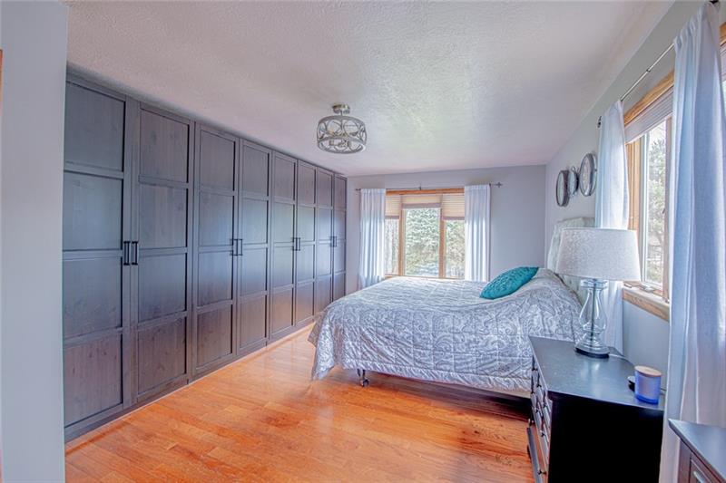 140 Stoup Road Mars, PA 16046 - Photo 12 of 25 Plenty of storage space with floor to ceiling cabinetry.