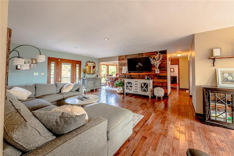 140 Stoup Road Mars, PA 16046 - Photo 5 of 25 Another view of living area.