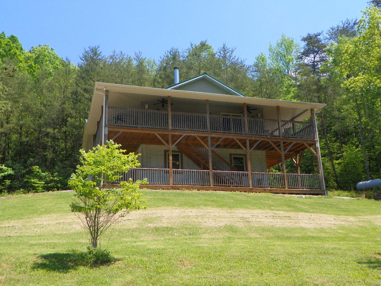 2448 Perilla Road Cosby, TN 37722 - Photo 18 of 21 101_9679