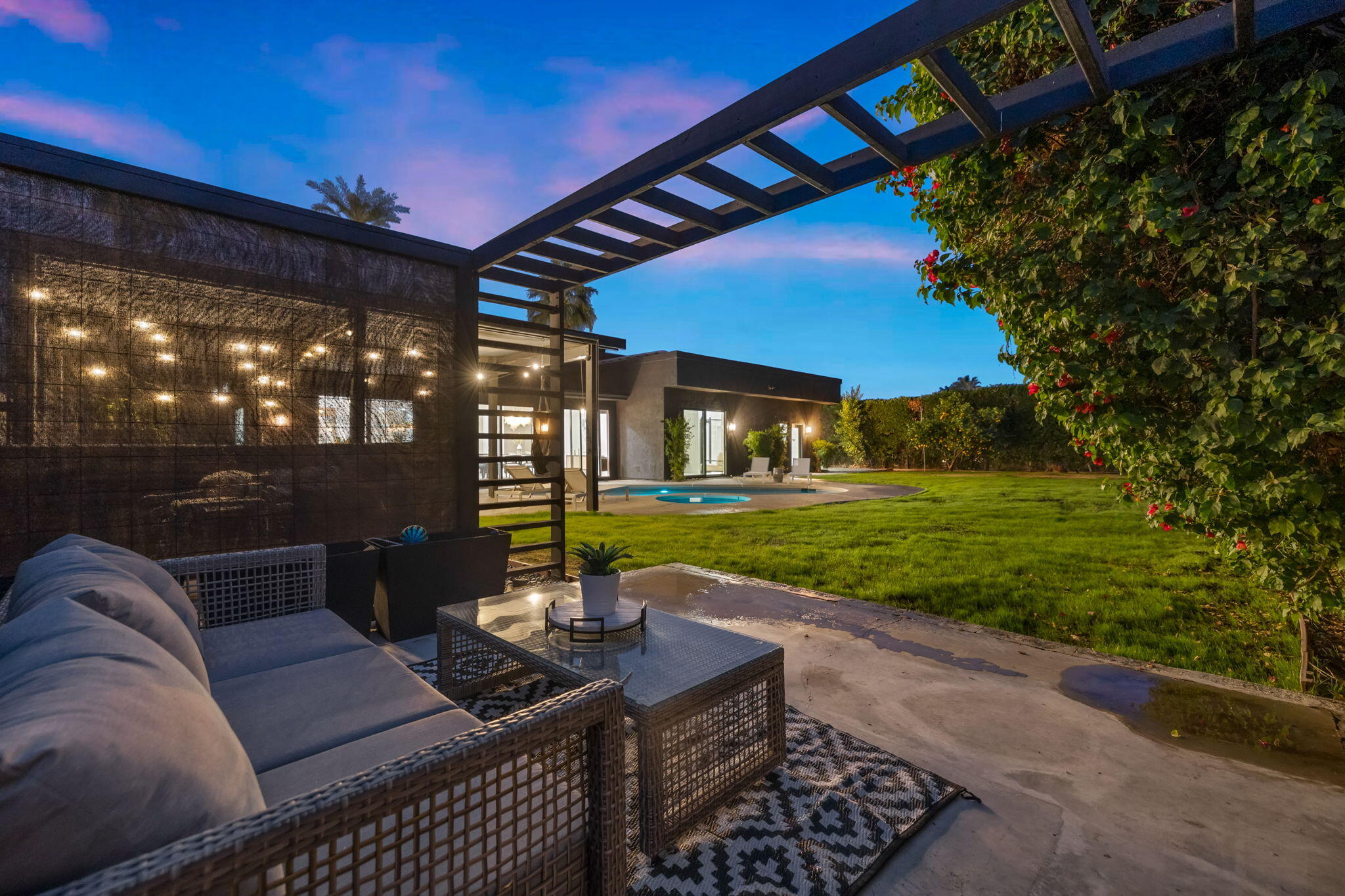 37011 Palmdale Road Rancho Mirage, CA 92270 - Photo 45 of 63 a view of a backyard with sitting area