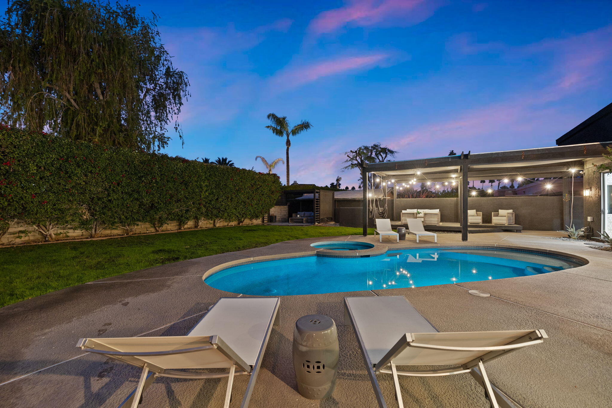 37011 Palmdale Road Rancho Mirage, CA 92270 - Photo 49 of 63 a view of a chairs and table in the patio