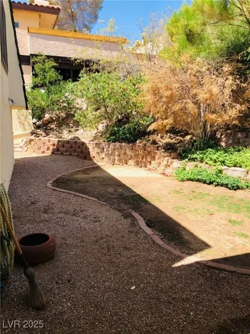 $2,200 | 728 Kendall Lane, Boulder City, NV 89005